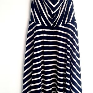Super cute Ardene dress XL black white girlish